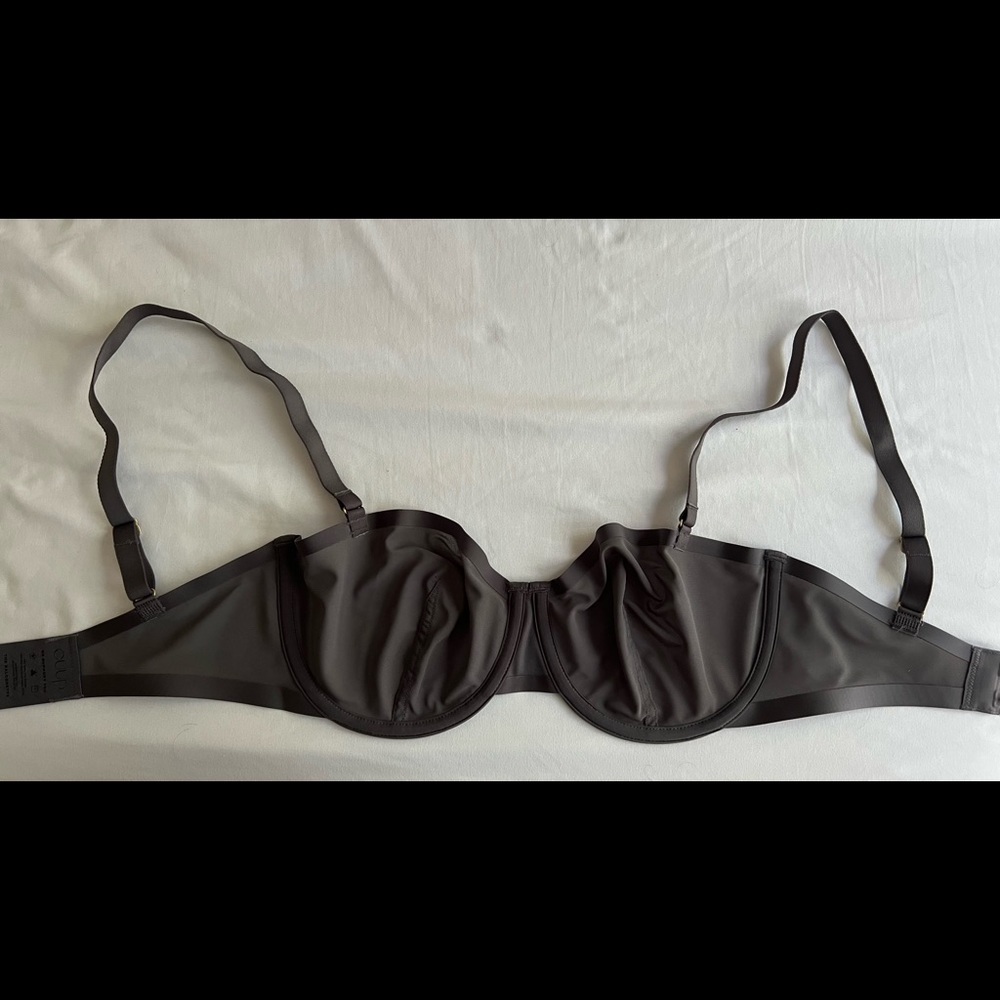 Cuup Balconette in grey mesh Size 30F